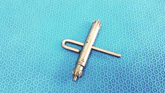 Orthopedic Drill Chuck Key – Compatible with 3.8mm & 3.2mm Pin Hole Sizes
